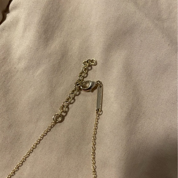 Kendra Scott Pink Arrowhead Necklace - Picture 4 of 5